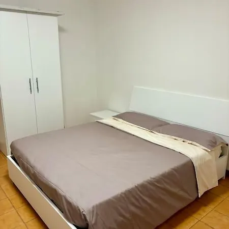 Lantica Torre Nyaraló